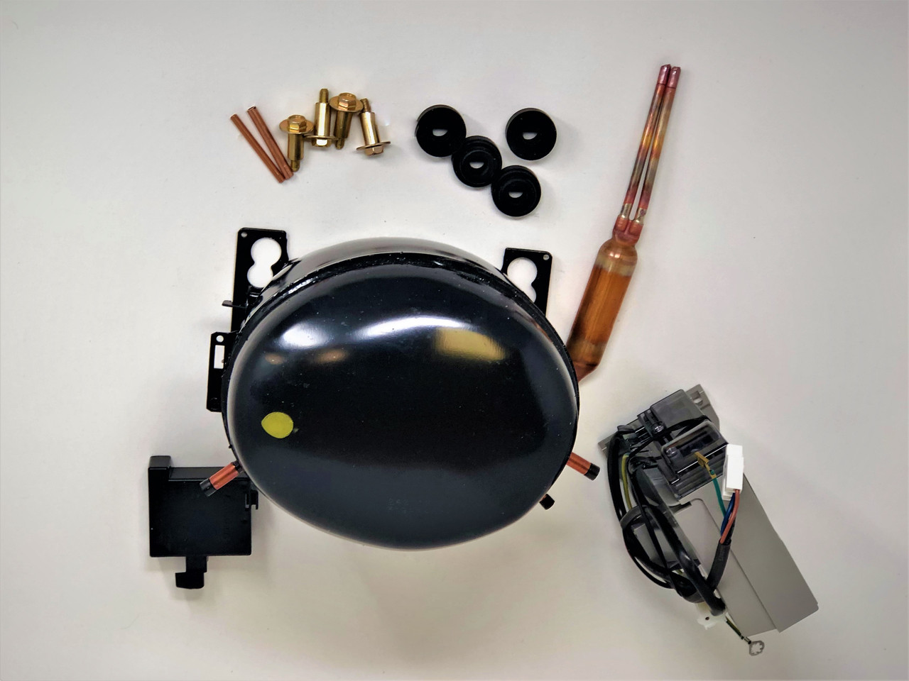 ビジネス・経済 R225 TRADE MANUAL 068640-000 COMPRESSOR KIT (011666-000) ( 054295-000 COMP