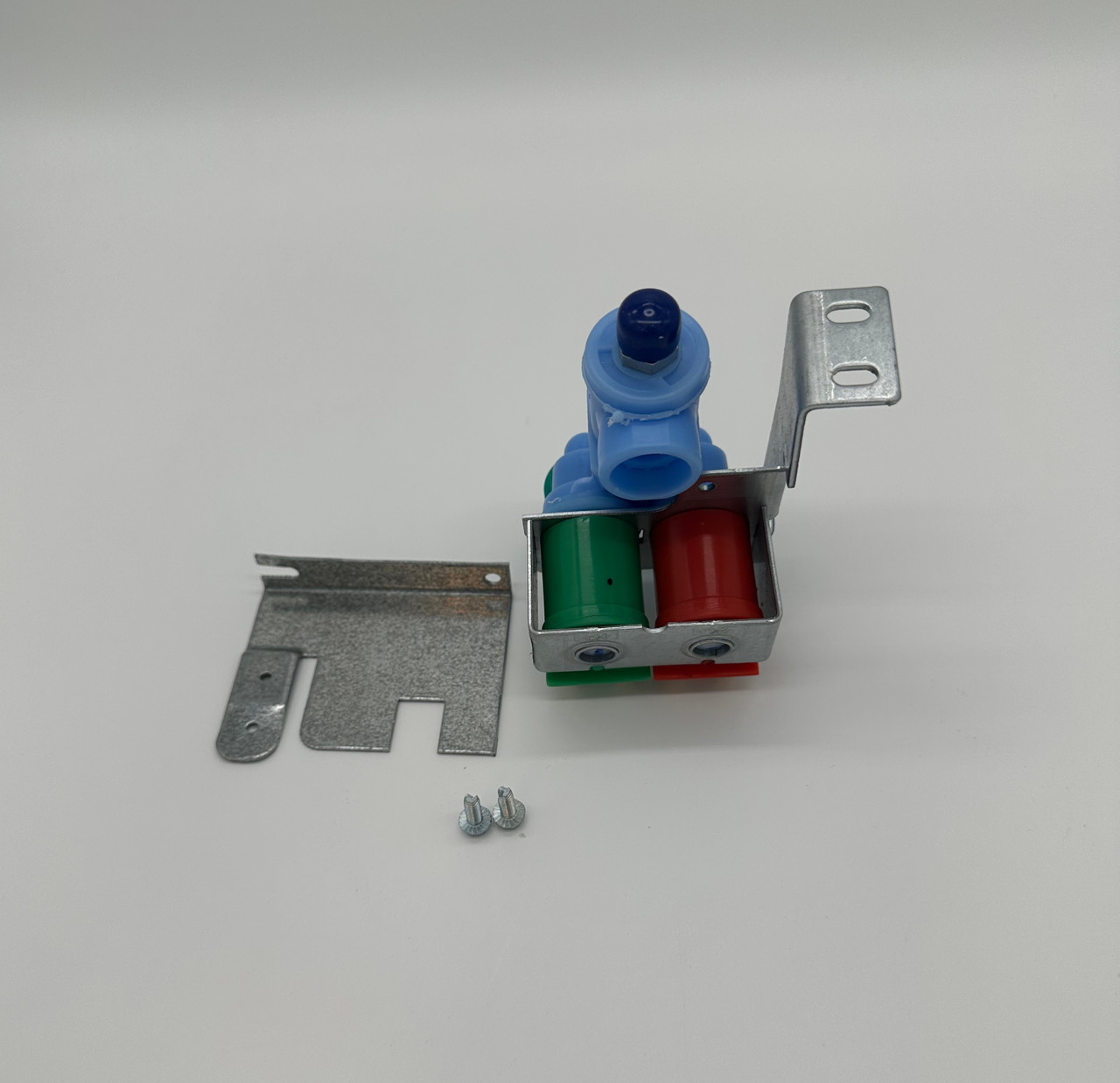 G32913791 VIKING REFRIGERATOR WATER VALVE & BRACKET ASSEMBLY