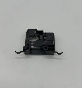 062625-000 LATCH HOOK R