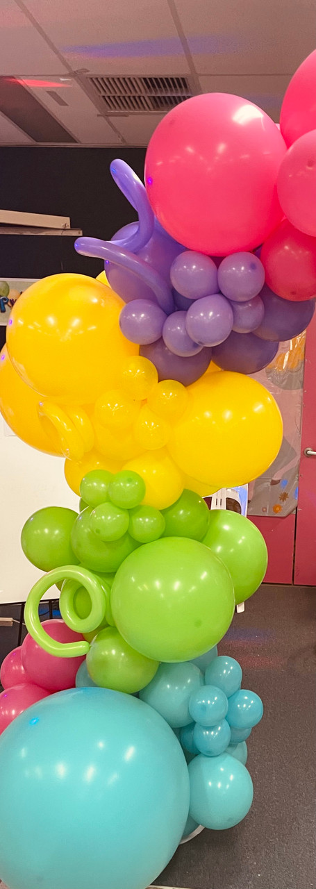 GARLAND BALLOONS FOR PARTY THEME