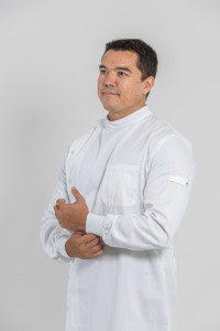 Howie Lab Coat - Unisex White