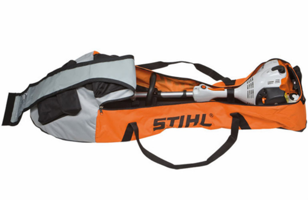 Stihl Kombi Carry Bag - 0000 881 0507

Perfect for neatly transporting and storing the HLA 65 with battery and charger. Also suitable for all HSA, BGA and KombiEngines.