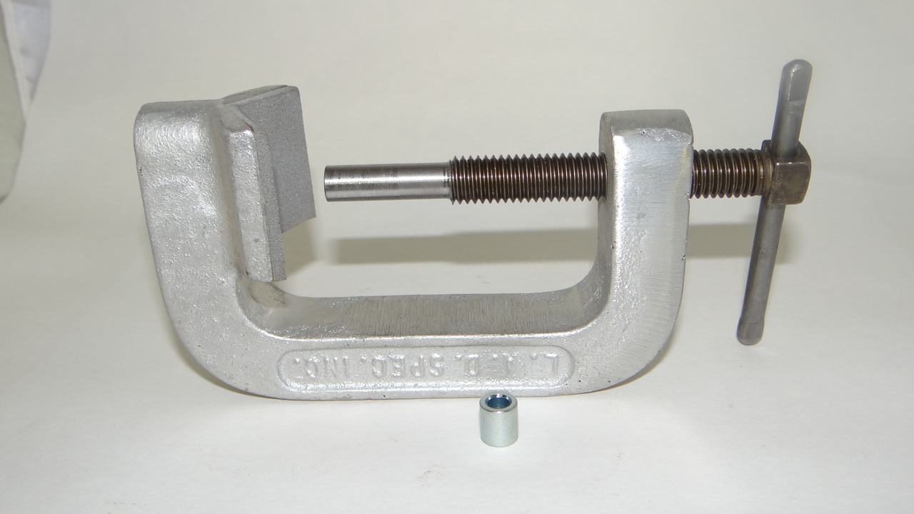 C51 Wrist Pin Puller L.A.D. Specialties