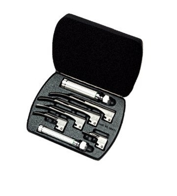 Welch Allyn MacIntosh Fiber Optic Laryngoscope Set - Medium and Penlight Handle
