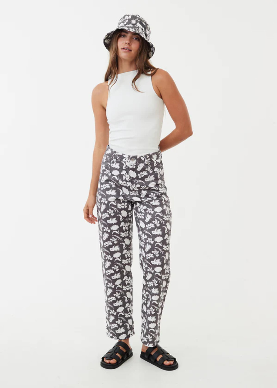 Tailored trousers - Light beige/Dogtooth-patterned - Ladies | H&M IN