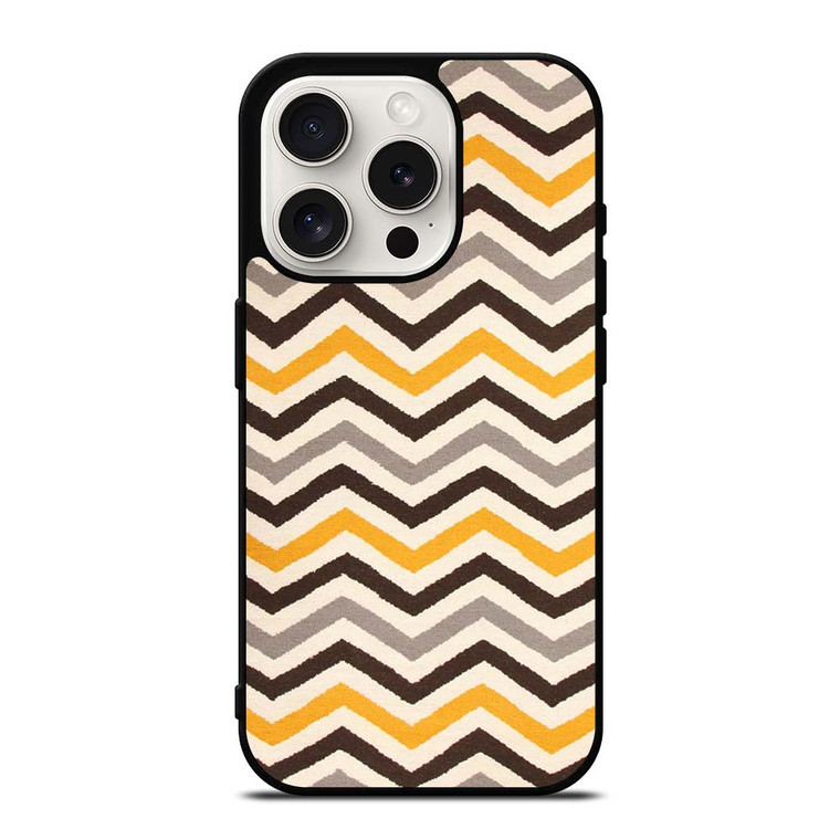 YELLOW BROWN CHEVRON PATTERN iPhone 15 Pro Case Cover YELLOW BROWN CHEVRON PATTERN iPhone 15 Pro Case Cover