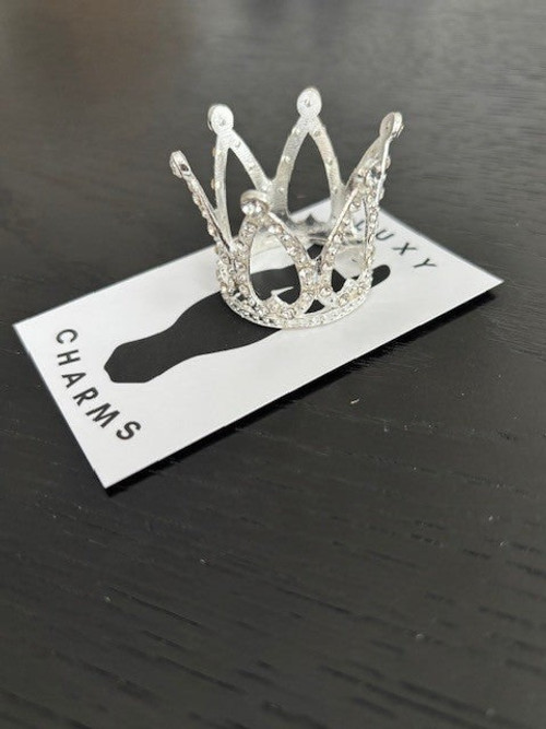 Luxy Forelock Crowns