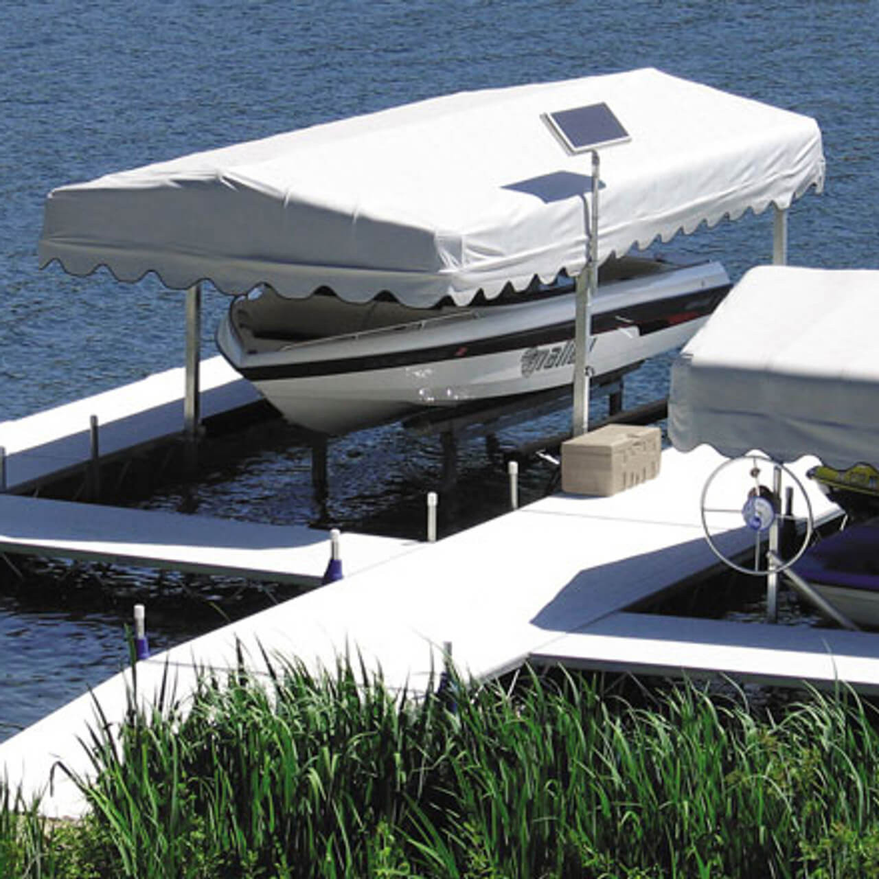 Hewitt Products Boat Lift Warehouse