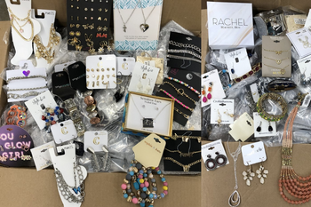 1,000 pieces TREASURE TROVE OF ALL BRAND NAME JEWELRY