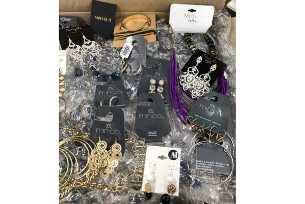 500 pcs Lot Jewelry Closeouts- Blowout Sale- $1.49  EACH