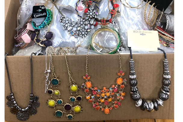 100 lbs Sample Box Of Jewelry - All Brand New- Necklaces , Bracelets & Earrings