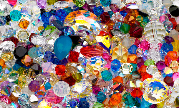 100 pieces Swarovski Crystal Stones Lot  mixed 18 pp- 15 mm 1st Quality - Mixed Colors Shapes