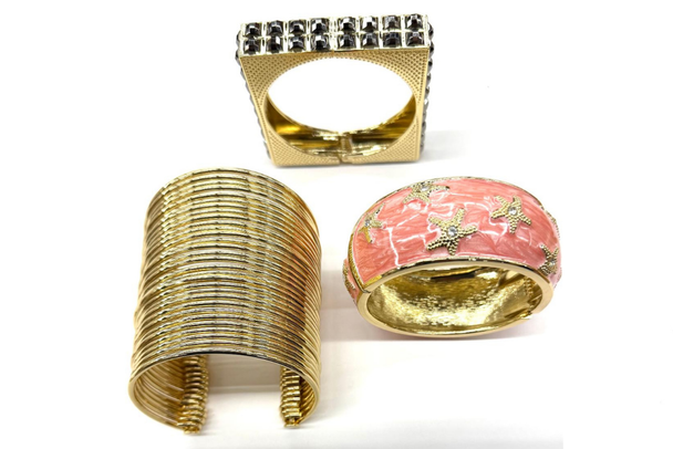 25 Bangle Bracelets - Made for High End Dept Stores   50 different styles!! - Every bracelet Will Be Different ! 