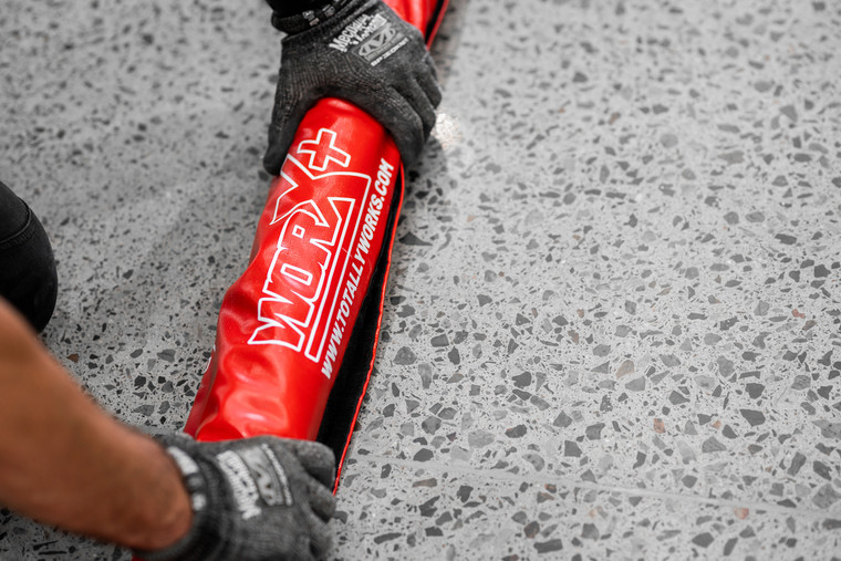 The Airworx Durasleeve Hose Cover bundles power lead & 3” vacuum hosing together between floor grinder & dust extractor making it easy to move & manage power lead and vacuum hose together.