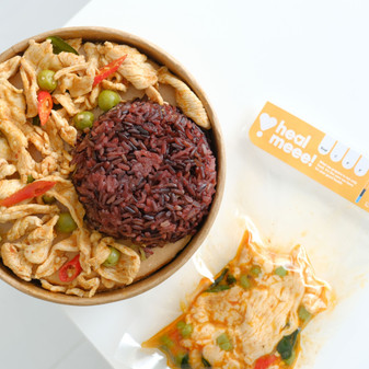 พะแนงไก่คั่ว