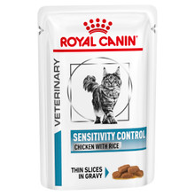 Royal Canin Veterinary Diet Feline Sensitivity Control Wet Cat Food Pouches