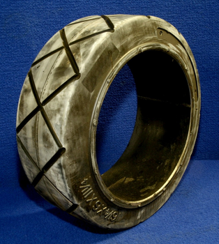 Tennant  45027A - Tire