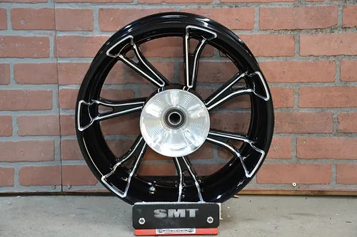 17x6.25 DOUBLE CUT REAR BLADERUNNER (2009+ HD TOURING)
