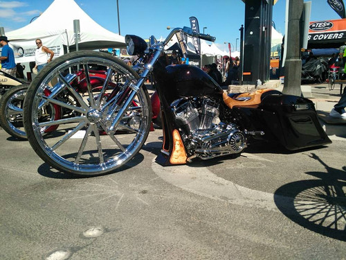 Centerfold Harley V-Rod Chrome Wheels