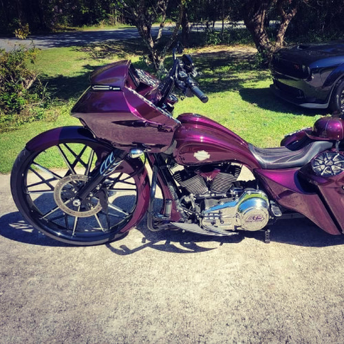 Stiletto Harley V-Rod Black Wheels