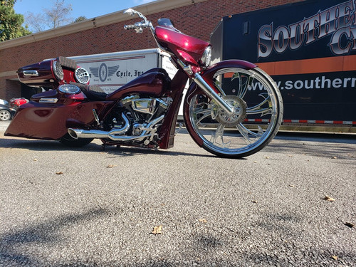 Dirty HKR Metric Chrome Wheels