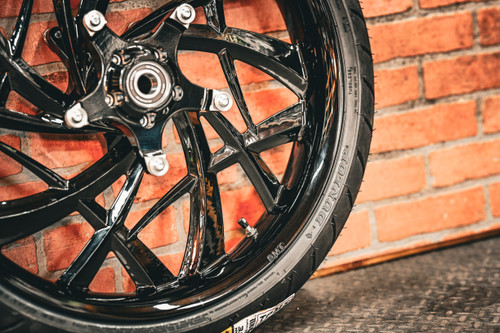 21X3.25" BLACK ASTRO (2024+ HD TOURING)
