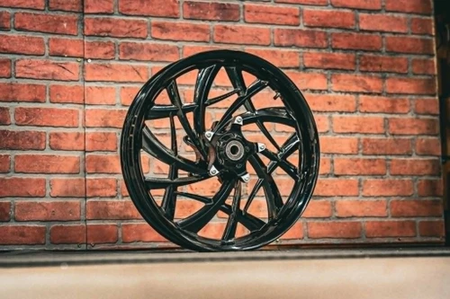 21X3.25" BLACK ASTRO (2014-2023 HD TOURING)