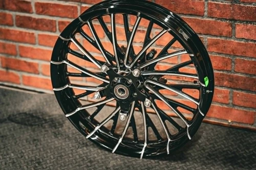21X3.25" BLACK DOUBLE CUT DIRTY SPOKE (2024+ HD TOURING)
