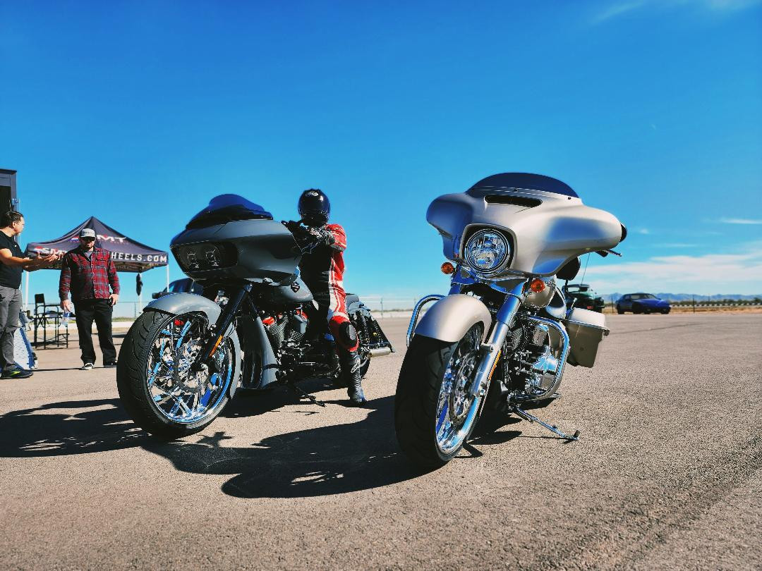 180/50-23 Avon Cobra Chrome Fat Bagger Tires - SMT Wheels