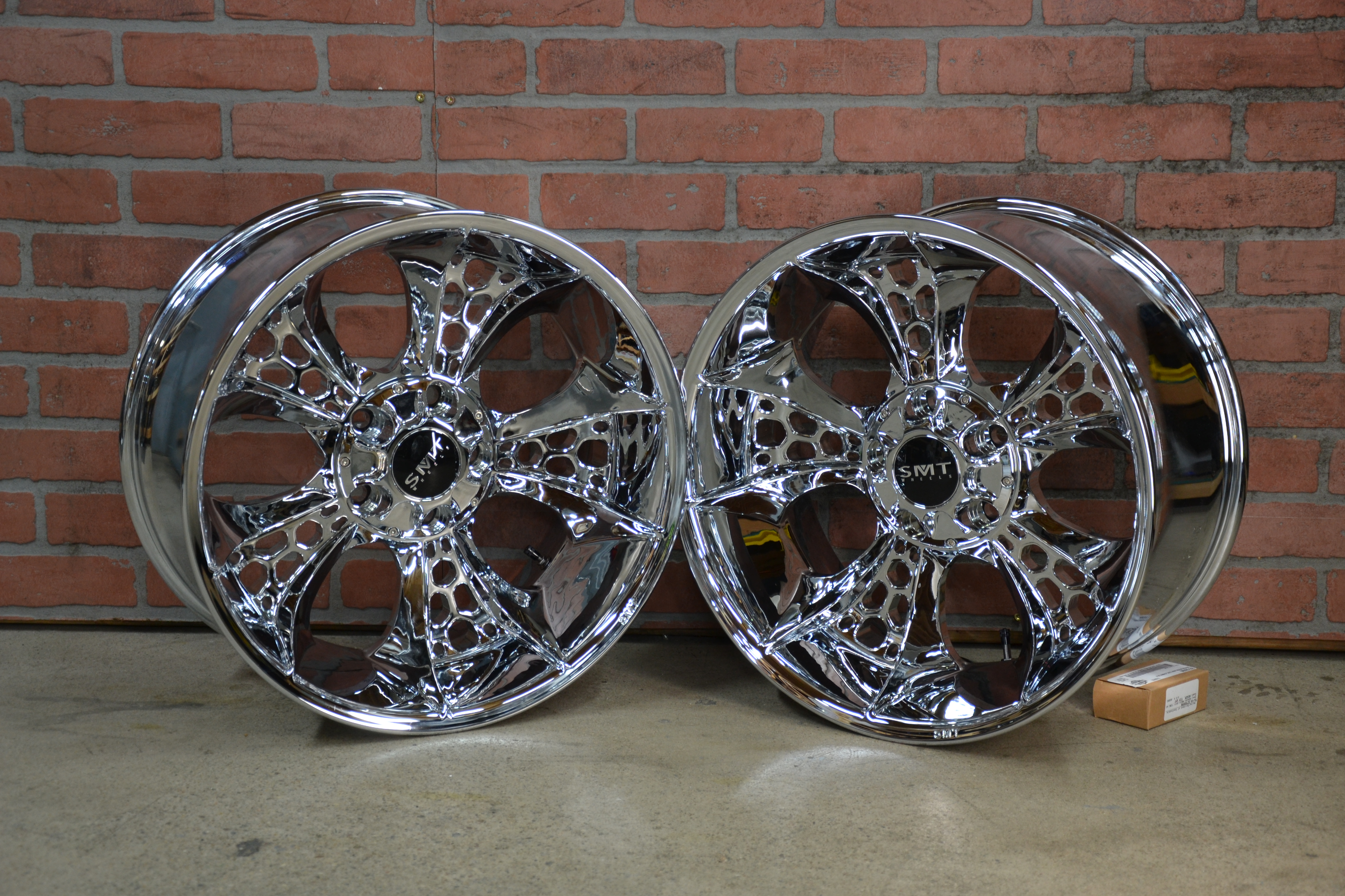 700c HERCULES  アルミフレーム　変速8×3段 18X8.5