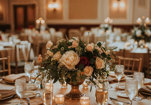 How Do I List the Time on a Wedding Invitation?