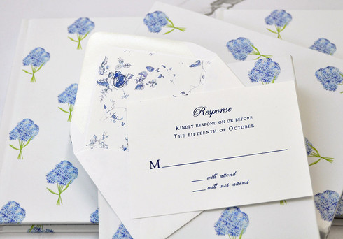 How Long Should I Give Wedding Guests to RSVP?