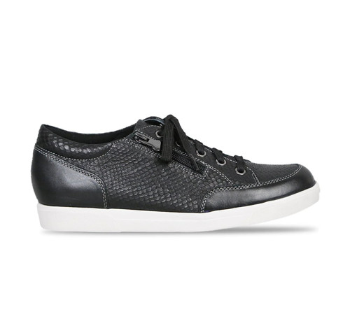 Munro M120080 Gabbie - Black Snake Print