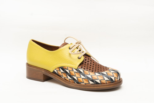 Chia Mihara- Xeysa Brown