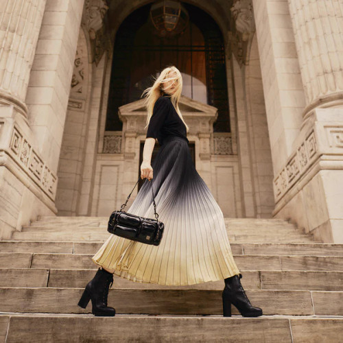 Think Royln - Lady Cargo  Black Patent