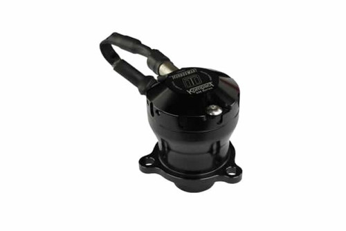 Turbosmart Kompact EM BOV VR14 for Mclaren 720, black anodized body, top hose barb fitting, side angle view