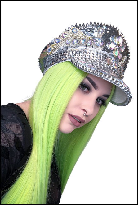 This silver hat is perfect for a festival, fancy dress parties, carnivals shows, gigs, concerts, events, parades, mardi gras or raves! Shop online or instore at Singapore Charlie's Cairns Australia.