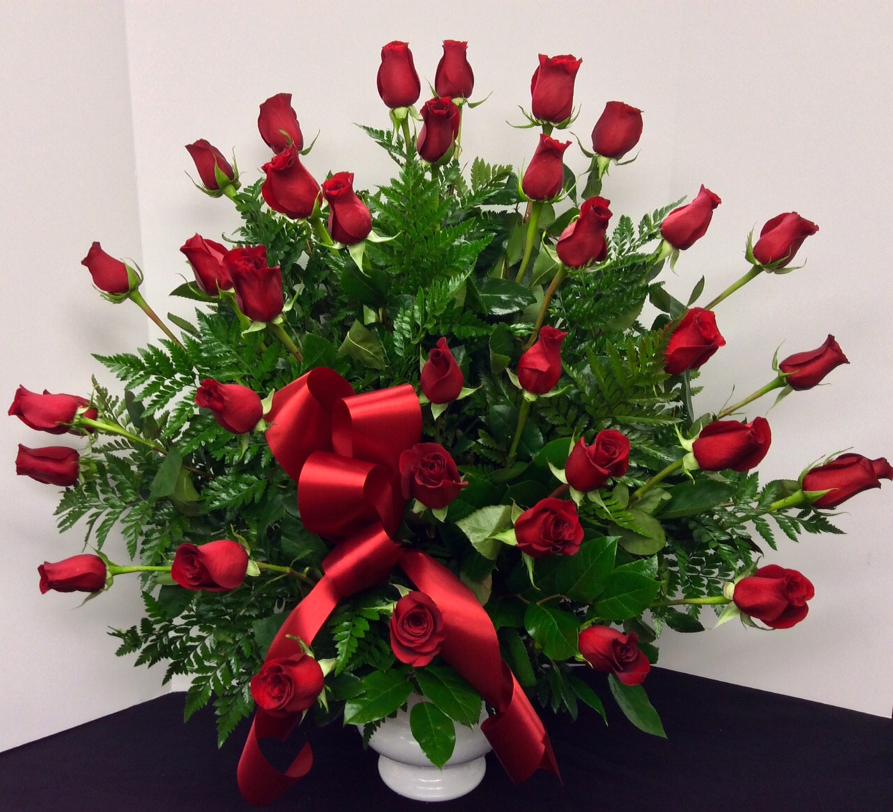 3 Fresh Cut Red Roses Small Love Bouquet Cut Flowers