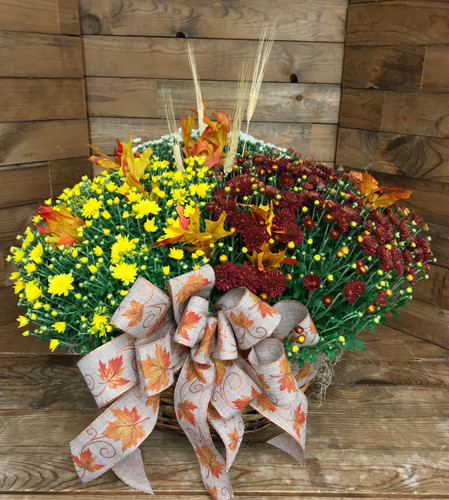 Triple Mum Basket with Fall Trim