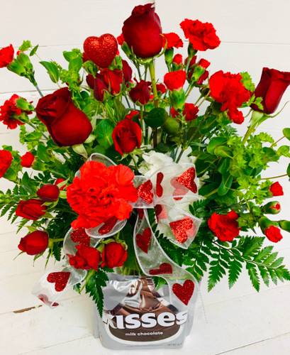 Roses and Hershey’s Kisses Valentine’s Arrangement