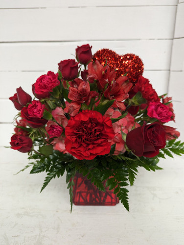 “Roses for My Valentine” Arrangement