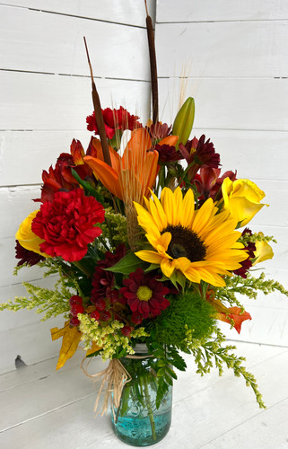 Beautiful Blue Mason Jar Arrangement