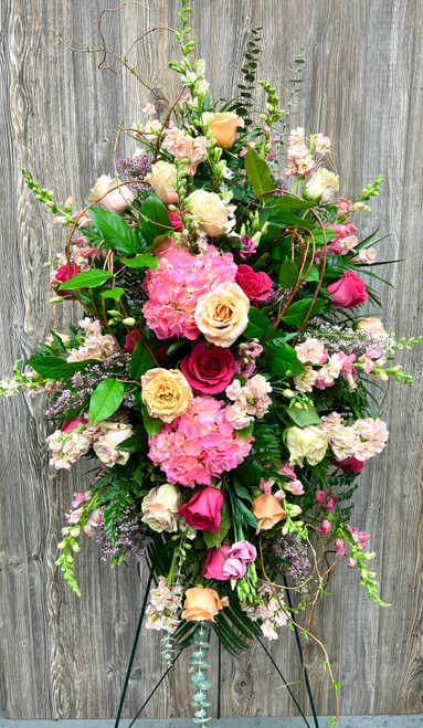   Lovely Rose Garden Easel 