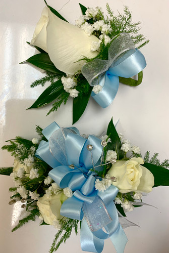 3 Sweetheart Wrist Corsage and Standard Rose Boutonniere