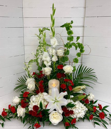 Beautiful Candle-lit Tribute Arrangement with Mirage