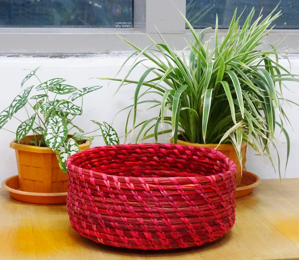 Artisan Soul  – Sabai Grass Round Basket – Red | 200gm | 0.44 lbs