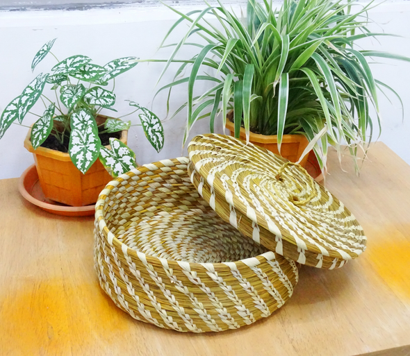 Artisan Soul  – Roti Box of Sabai Grass – Yellow & Natural | 330gm | 0.73 lbs