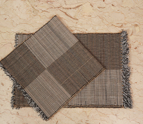 Artisan Soul  – Madur Kathi Table Mat with Runner – Black & White Checkered | 552gm | 1.22 lbs