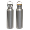 A drink bottle in stainless steel with a sleek finish and a bamboo cap, featuring a handle and a logo.