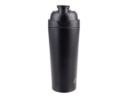 A drink bottle in matte black, featuring a screw-on lid and a logo. Ideal for protein shakes or beverages.